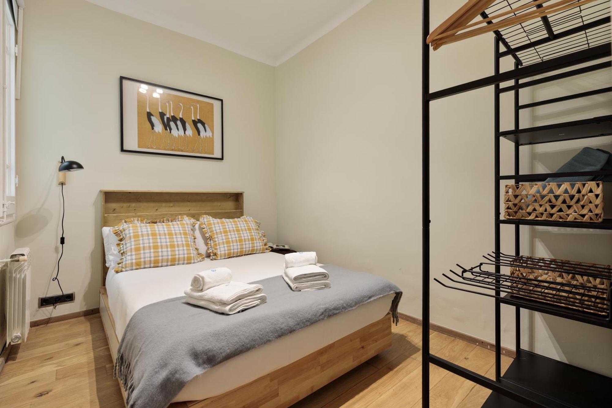 Enjoy Apartments Donna Barcelona Exterior photo